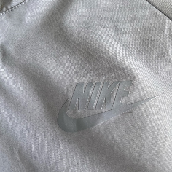 Women’s Nike Jacket - Picture 2 of 5
